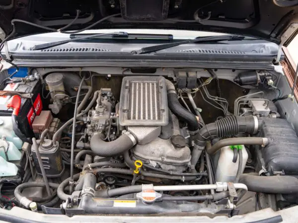 2000 Mazda AZ Offroad - Image 11