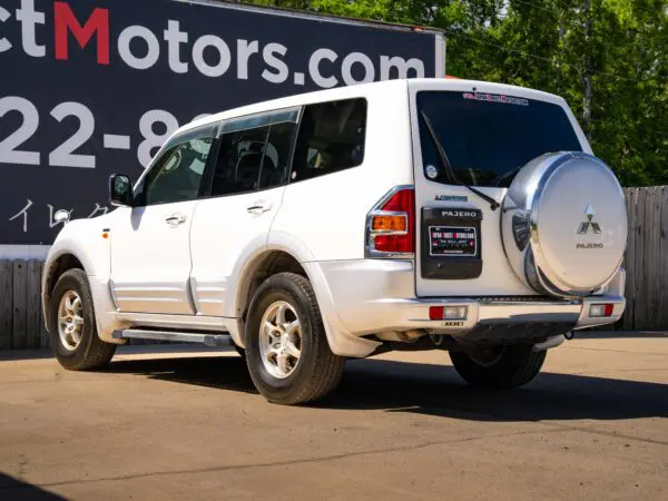 2000 Mitsubishi Pajero Exceed 4x4 - Image 7