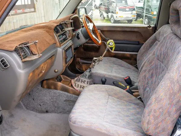2000 Mazda AZ Offroad - Image 10