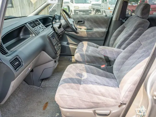 1998 Honda Odyssey - Image 10