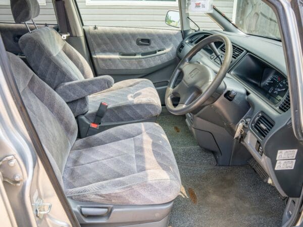 1998 Honda Odyssey - Image 11