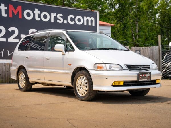 1998 Honda Odyssey - Image 3