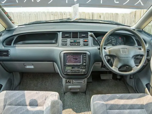 1998 Honda Odyssey - Image 9